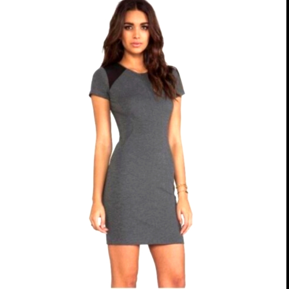 Diane von Furstenberg Havana Dress is a short-sleeve, Gray
